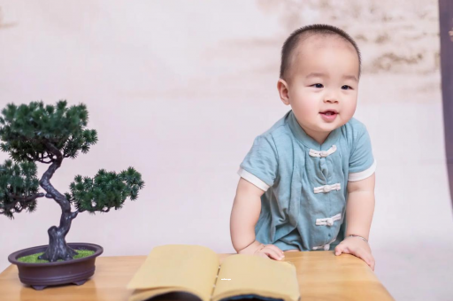 睢县宝宝抓耳朵是什么原因